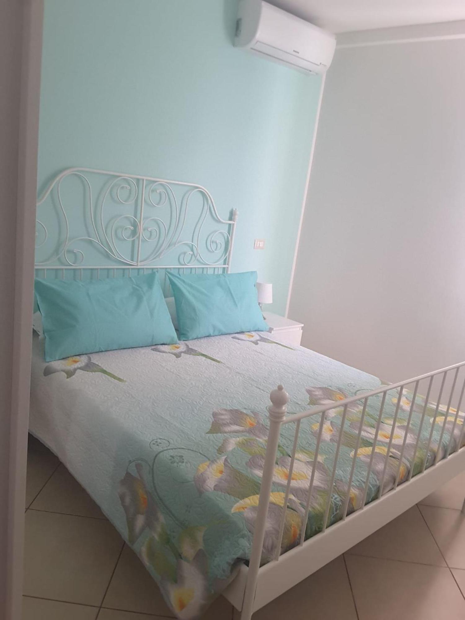 Bed and Breakfast Iriss à Taormine Extérieur photo